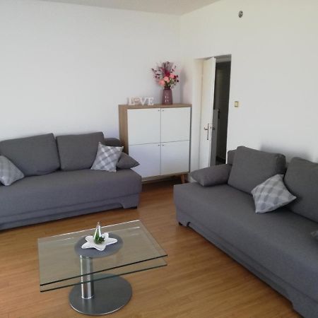 Apartman G&L Grebastica Luaran gambar